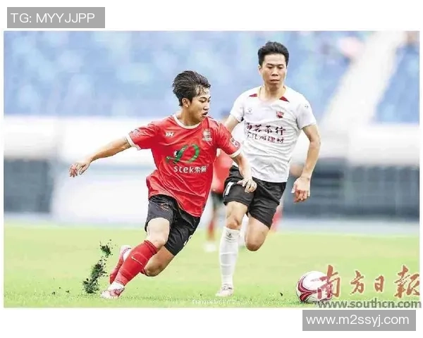 高学历足球运动员：在绿茵场与学术领域双赢的足球明星们